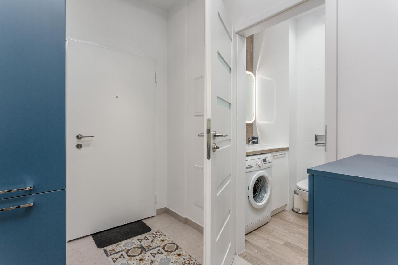 Chill Apartments Warsaw Airport ภายนอก รูปภาพ