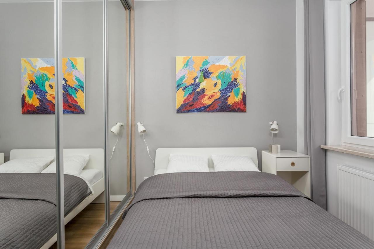 Chill Apartments Warsaw Airport ภายนอก รูปภาพ