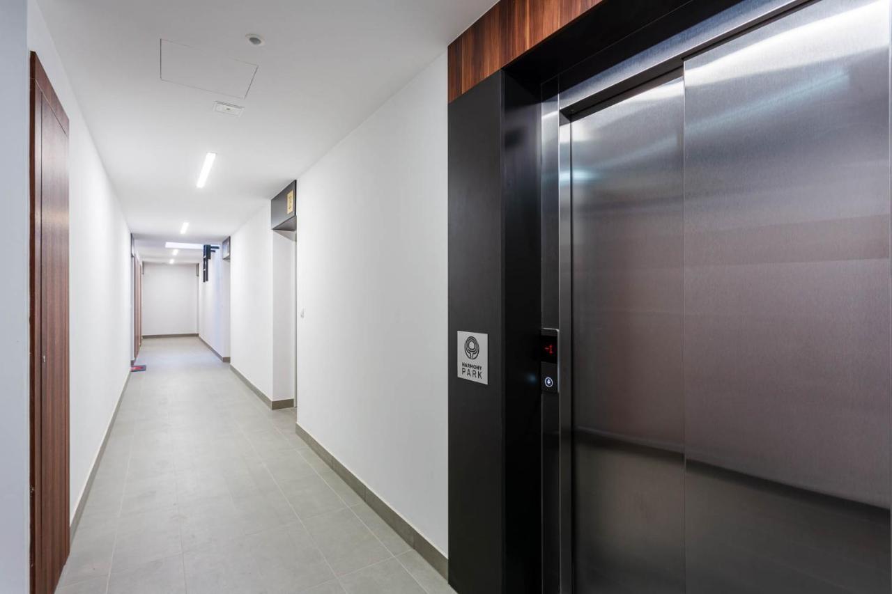 Chill Apartments Warsaw Airport ภายนอก รูปภาพ