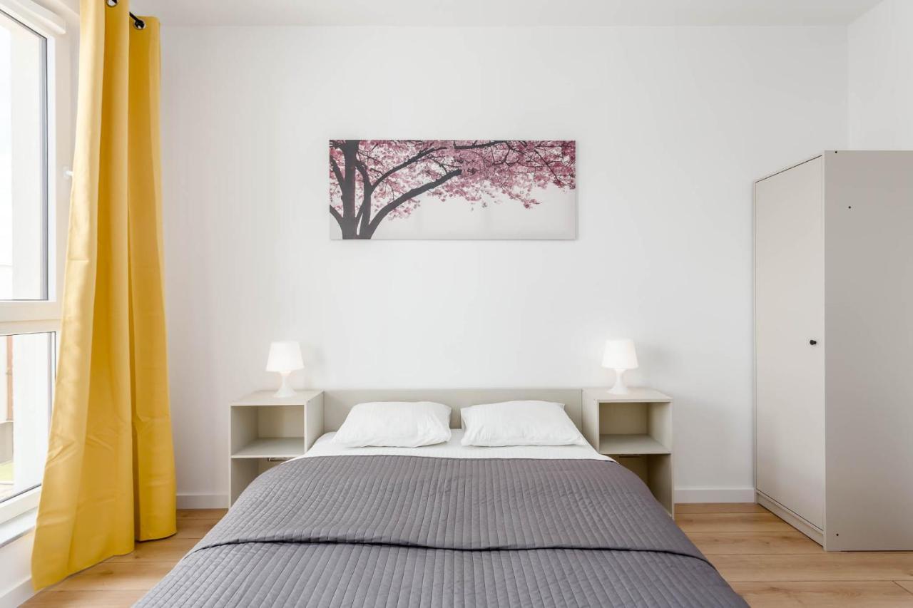 Chill Apartments Warsaw Airport ภายนอก รูปภาพ