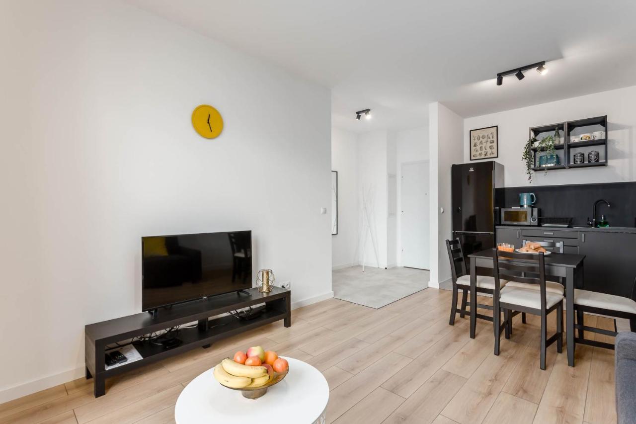 Chill Apartments Warsaw Airport ภายนอก รูปภาพ