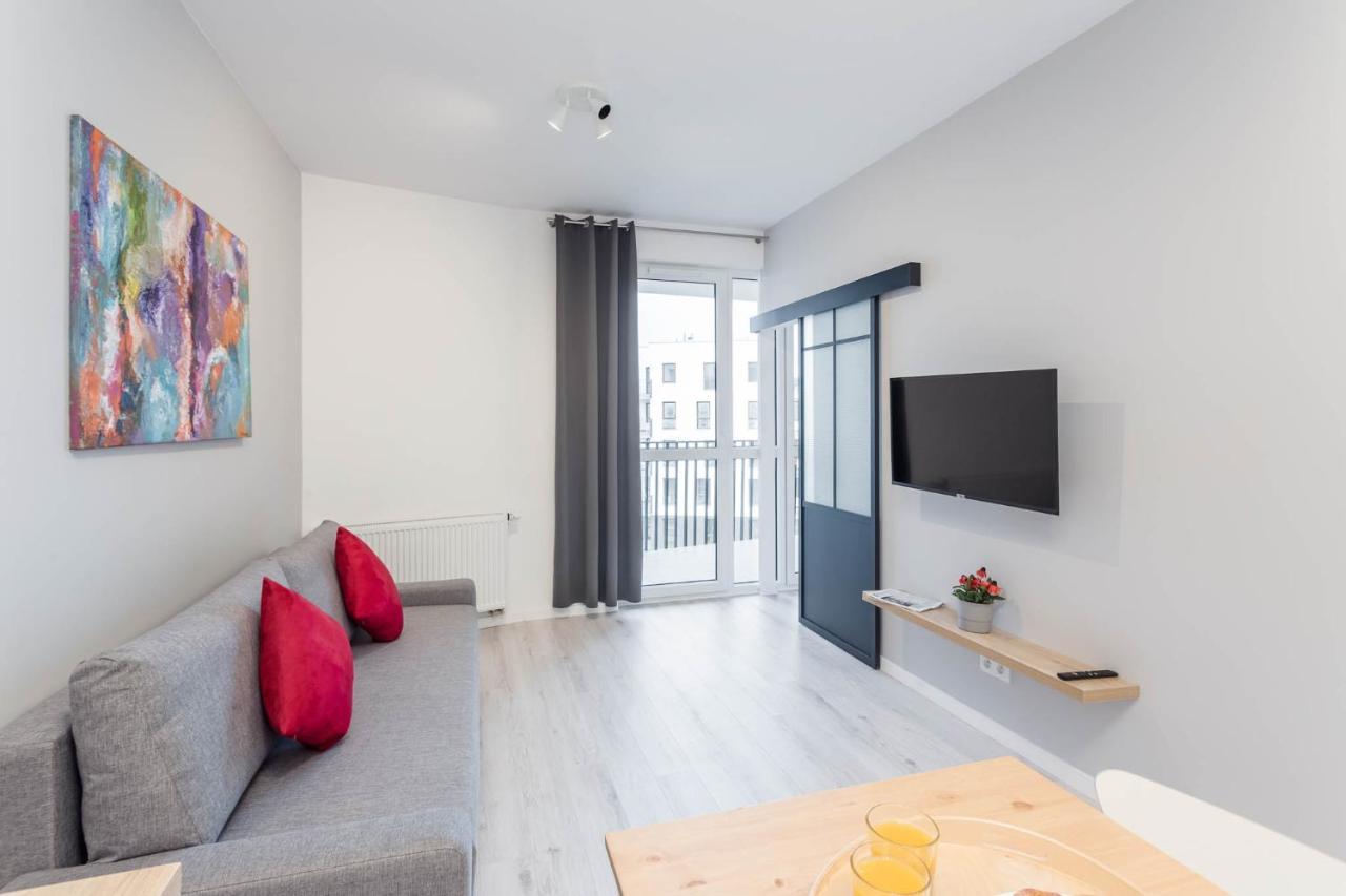 Chill Apartments Warsaw Airport ภายนอก รูปภาพ